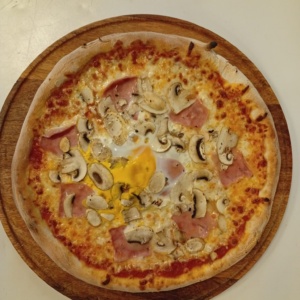 Pizza Sophia loren